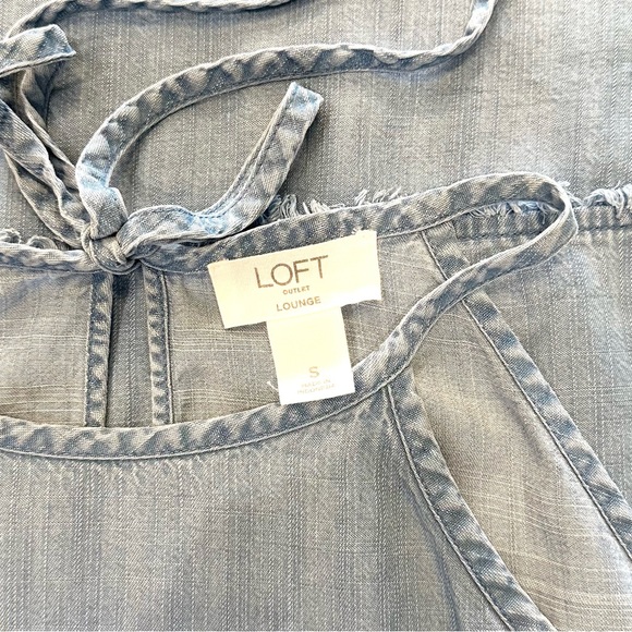 *NWOT* ANN TAYLOR LOFT Lounge Denim Sleeveless Halter with Tie Back Closure — S - Picture 3 of 4